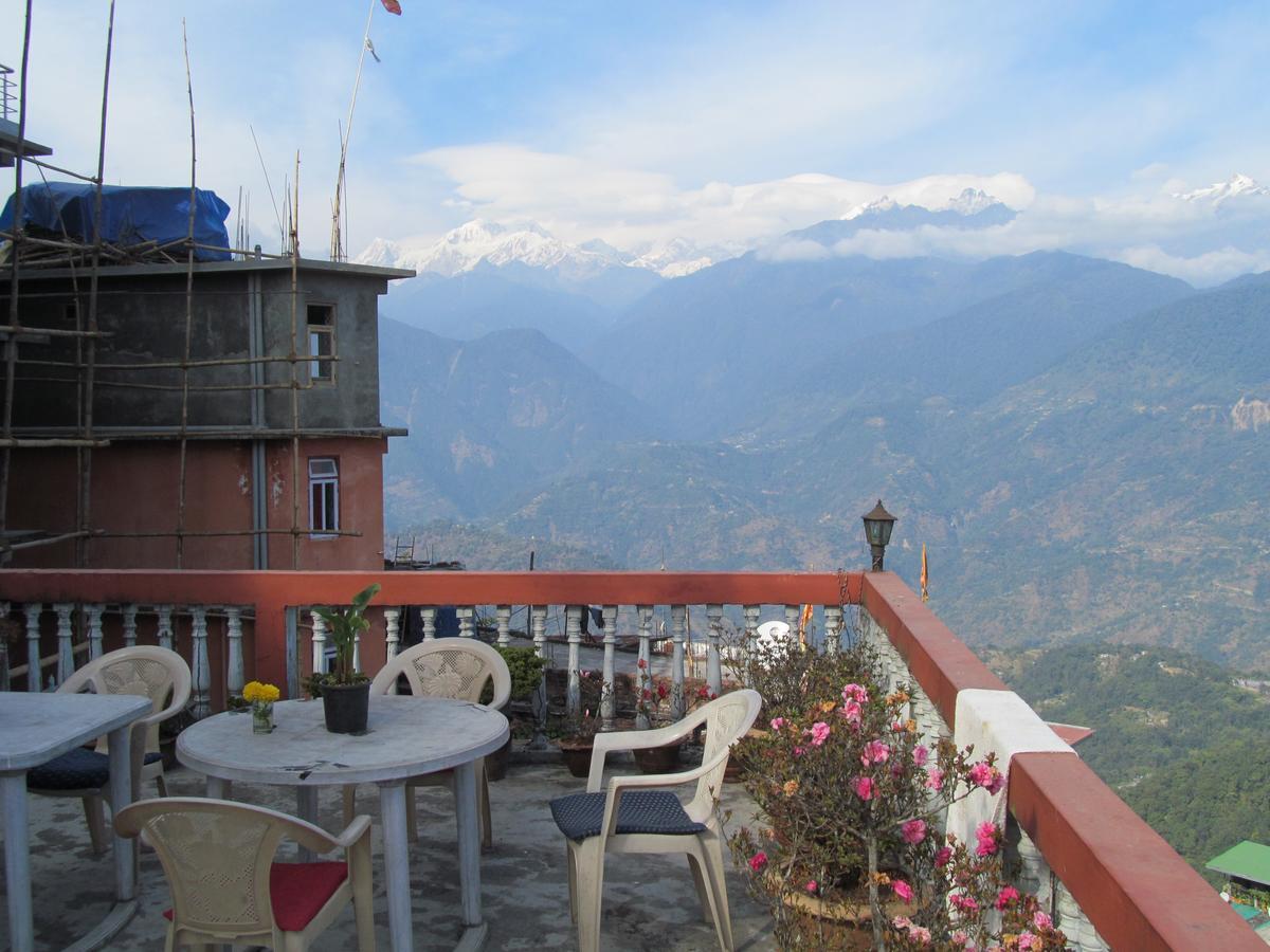 Hotel View Point Пелинг Екстериор снимка